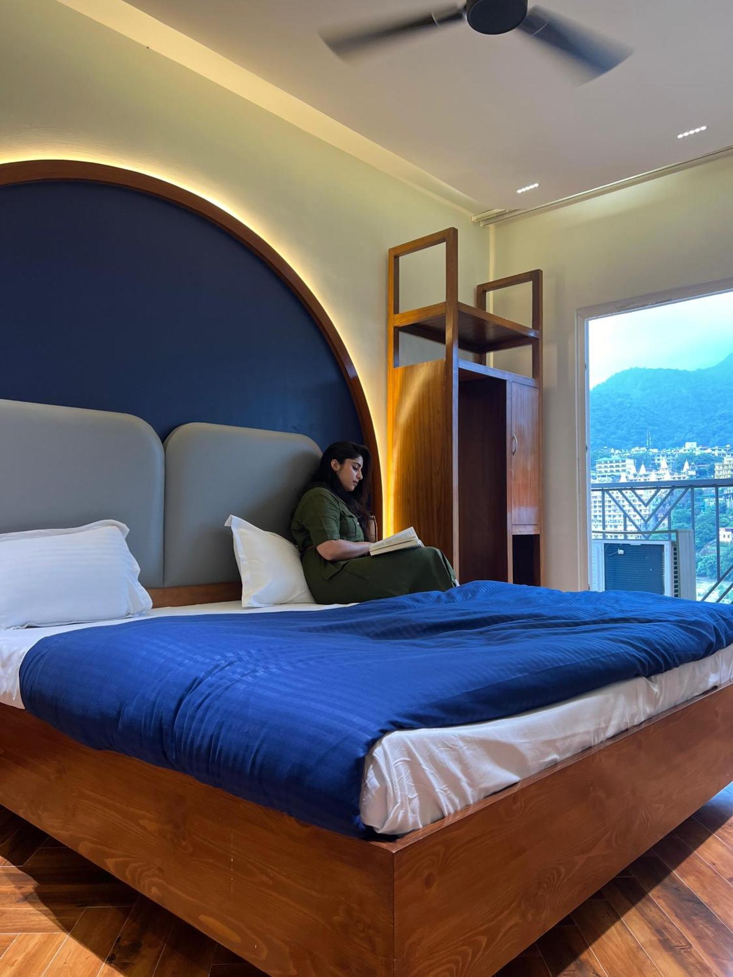 Joey'S By The Ganges Hostel Rishikesh Exterior photo