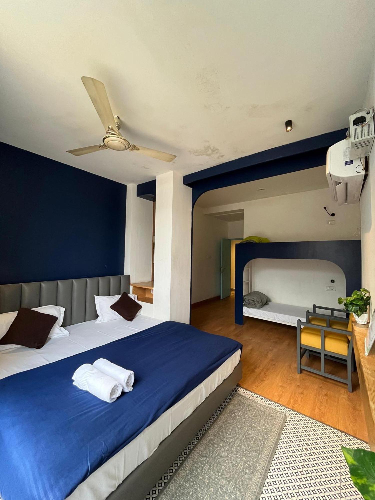 Joey'S By The Ganges Hostel Rishikesh Exterior photo
