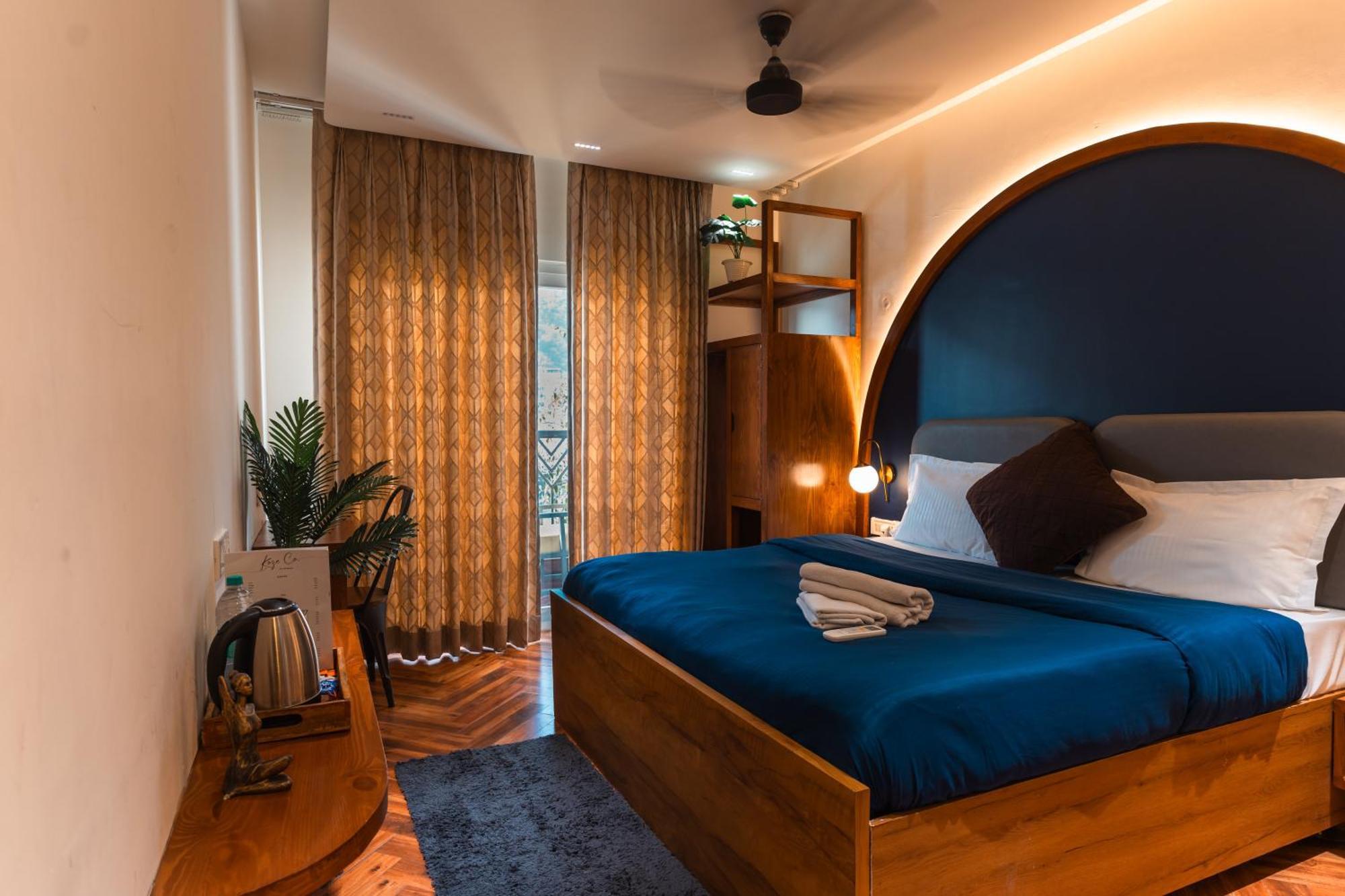 Joey'S By The Ganges Hostel Rishikesh Exterior photo